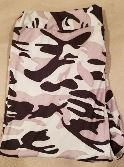 Never Worn Premium Ultra Soft Light Camo Leggings - Picture 1 of 5